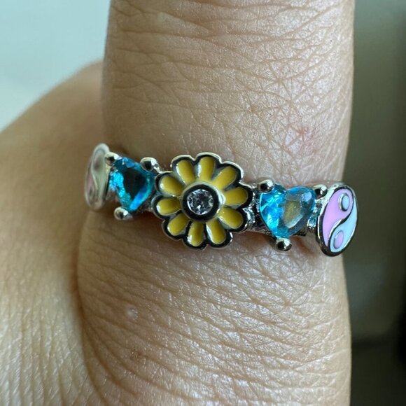 Sterling Silver 925 Colorful Yin Yang Daisy & Blue Heart Gemstone Ring - Picture 2 of 4